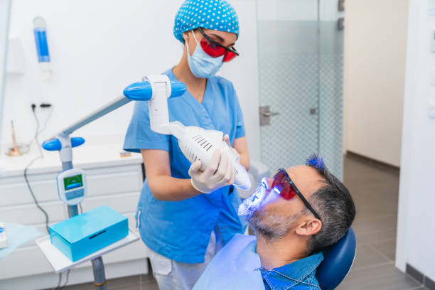 Best Broken or Cracked Tooth Emergency Dentist in Peoria Heights, IL